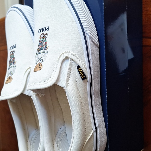 Men Slip On - Picture 3 of 5